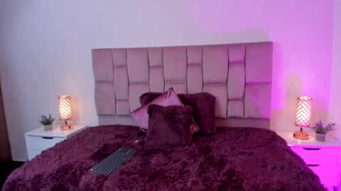 Violeta online show from May 13, 2:50 am