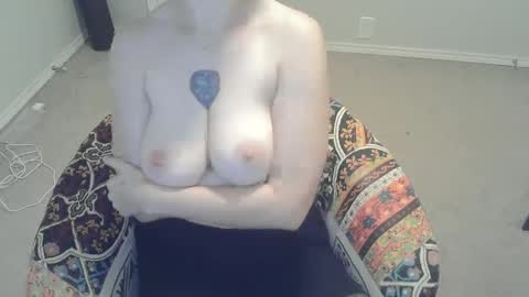 violet_winter97 online show from December 20, 10:49 am