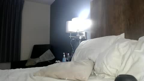 violet_winter97 online show from March 4, 9:27 am