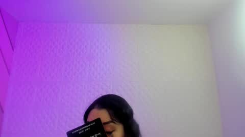     online show from March 25, 9:06 pm