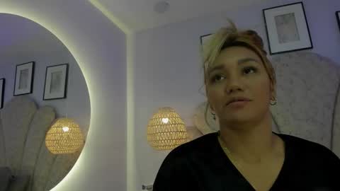 violeta_medina online show from December 19, 2:27 am