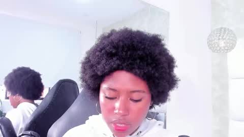 Violeta Ruiz online show from December 18, 5:29 pm