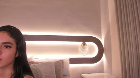 Violeta Sum online show from March 22, 12:44 pm