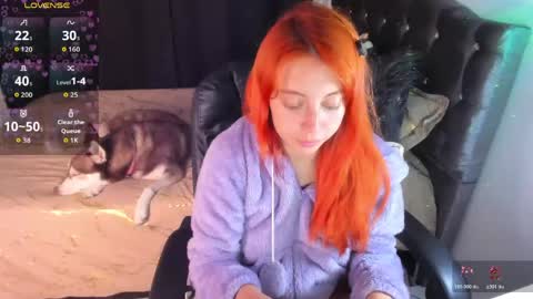 Violeta  Help me reach 150 thumbs up    online show from April 21, 2:51 am