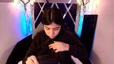 Violeta  online show from November 5, 11:37 am