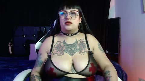 violett_8 online show from April 11, 8:56 pm