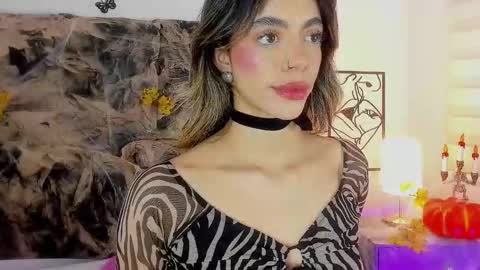 Violetta Ficher online show from October 22, 7:02 am