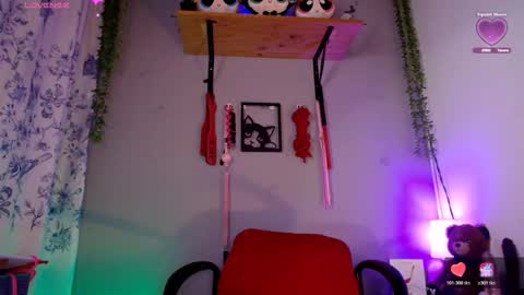 violetafetish online show from November 8, 4:17 am