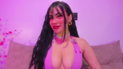 violette_laurent online show from June 3, 1:18 am