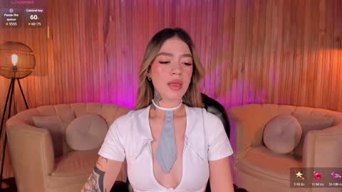 Snapshot of violetthansson chatting on September 19, 8:30 pm Violett online show from September 19, 8:30 pm