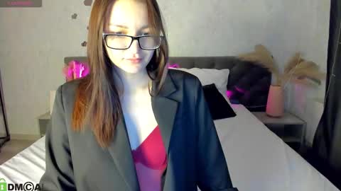 Violla online show from October 19, 9:06 pm
