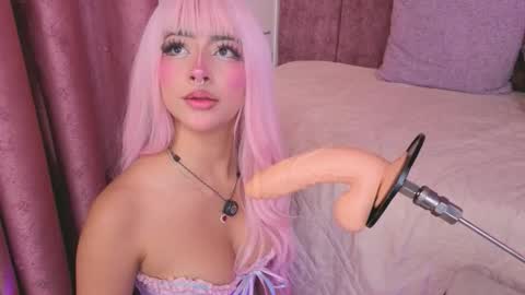 viollettebylyly online show from January 5, 5:27 pm