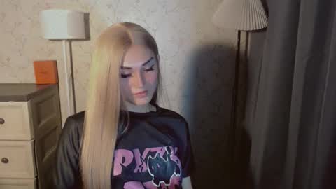 Pearl online show from November 25, 5:42 am