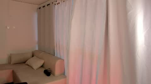 Lu online show from April 9, 11:10 pm