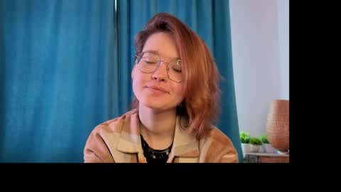 Lisa online show from May 5, 8:06 am