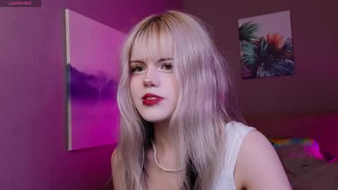 Vita online show from April 4, 3:33 pm