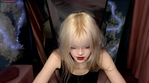 Vita online show from April 18, 3:25 pm