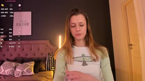 just Vi online show from April 14, 12:16 pm