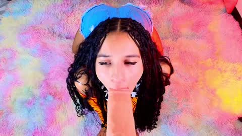 Vivi online show from December 18, 4:20 am