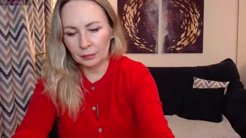 Vivian online show from October 5, 5:51 pm