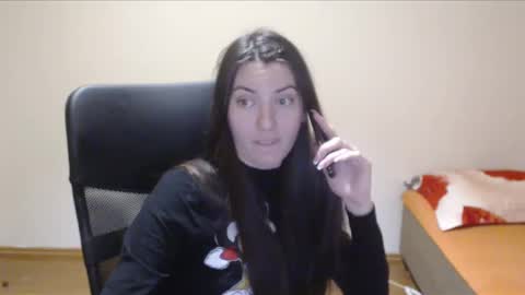 Vivian Gray online show from December 18, 5:21 pm