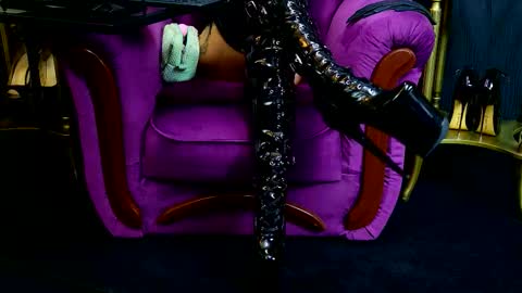 Vivian Reeve online show from October 18, 11:02 am