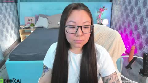 Vivien online show from April 19, 12:43 am