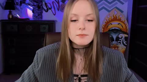 Snapshot of vivienleeigh chatting on February 23, 7:12 pm Vivien online show from February 23, 7:12 pm