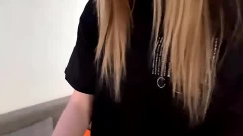 Kristy online show from April 10, 2:23 pm