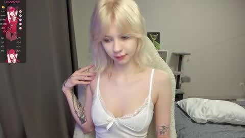 chatur babes Goldie and Scarlett online show from July 30, 8:42 pm