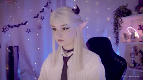 vronnier online show from November 20, 11:22 am