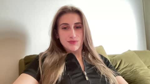 walkiria19 online show from June 14, 12:16 pm