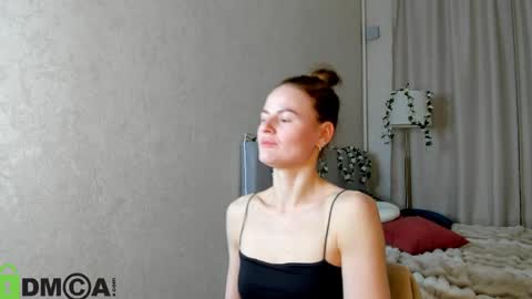 Wanda online show from April 4, 3:00 pm