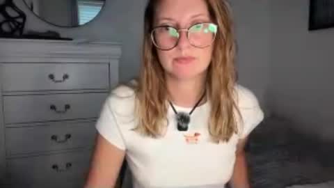 Jade online show from August 3, 10:59 pm