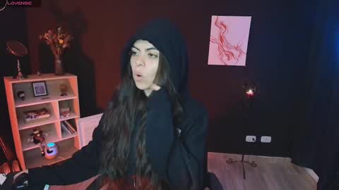 Snapshot of wednesdayfriday chatting on December 13, 10:34 pm Wednesday Birthday show December 18 online show from December 13, 10:34 pm