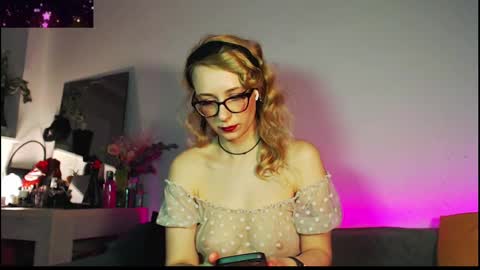 Liza online show from March 7, 5:17 pm