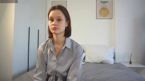 Snapshot of wendiesetters chatting on September 12, 10:13 am Nora online show from September 12, 10:13 am