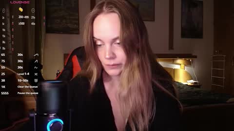 Lana online show from November 5, 8:36 pm