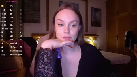 Lana online show from April 19, 7:27 pm