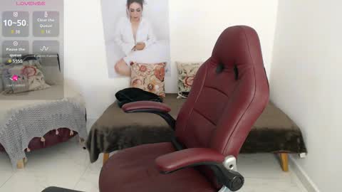 Diva online show from January 11, 8:14 pm