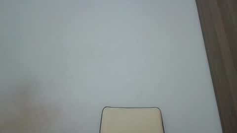 wet_pussieyy online show from February 19, 11:47 pm