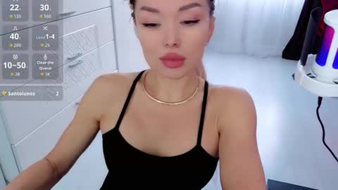 WhiteLaBunny online show from January 10, 8:41 am