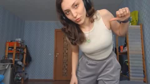 Cindy online show from March 26, 11:12 am