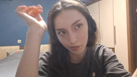 Cindy online show from April 4, 3:55 pm