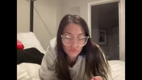 iamwhitneyoc online show from January 6, 2:14 pm