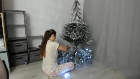 Veronica online show from December 14, 8:58 pm