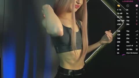 wild_chery online show from October 8, 6:56 pm