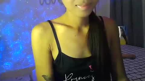 Analyn online show from December 15, 12:17 pm