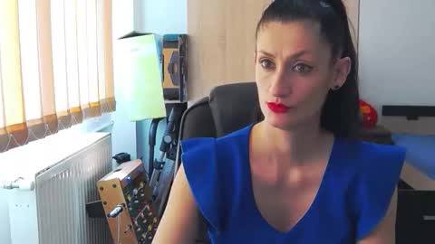 Bea online show from April 19, 8:58 am