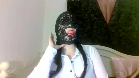 WILd College GRL ANita online show from April 19, 9:20 am